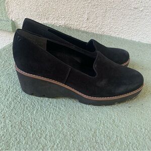 VIONIC Womens Willa Wedge Loafers US 9 Black Suede Slip On